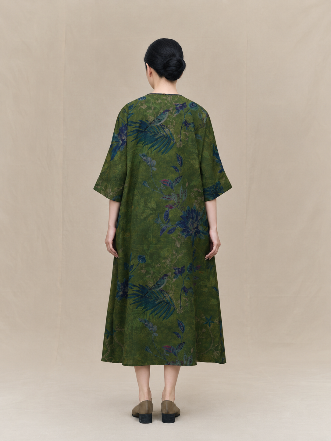 Moss Green Peony Xiangyun Silk dress — back view
