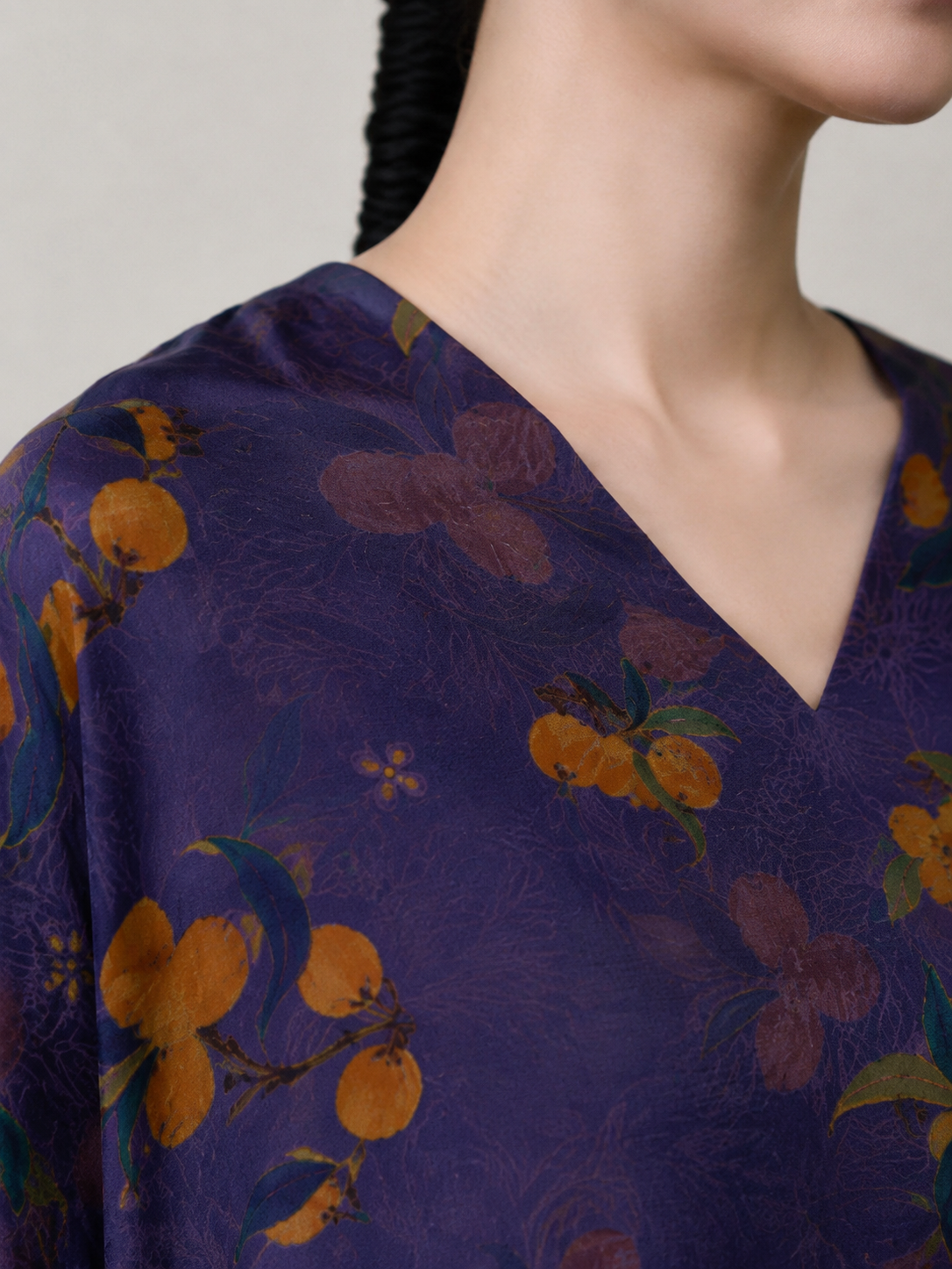 Neckline detail