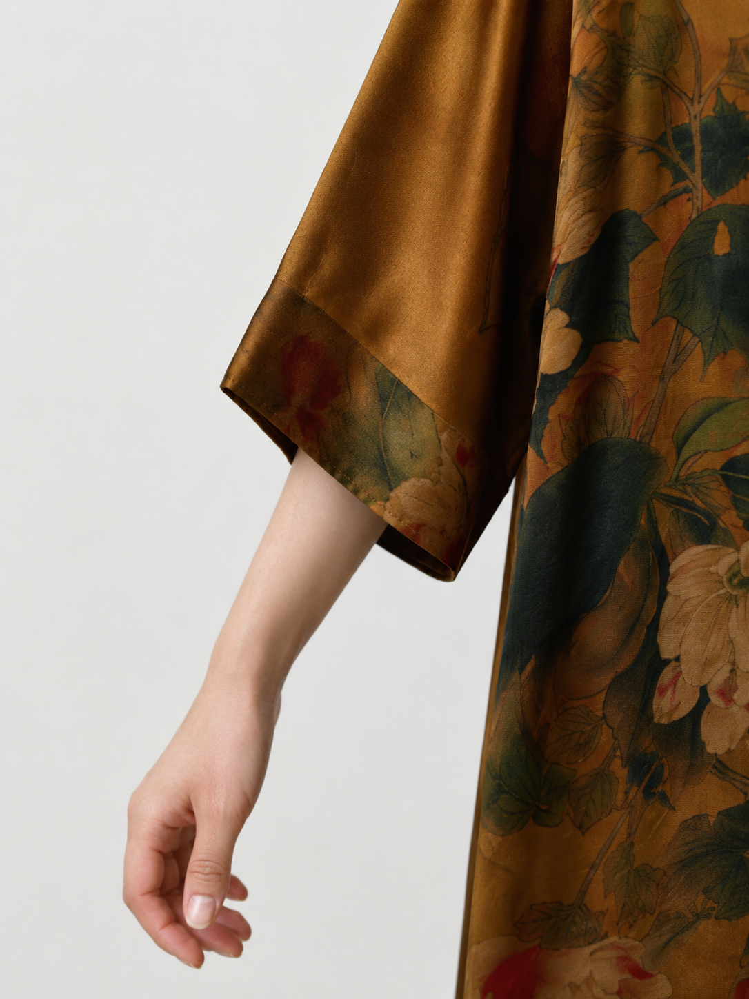 Sleeve cuff detail