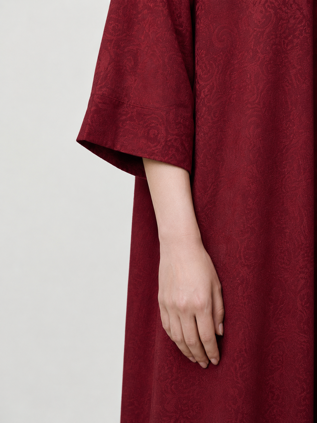 Sleeve cuff detail