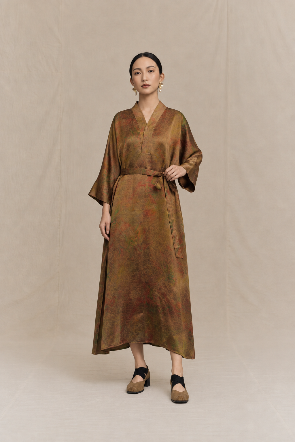 Antique Timber Xiangyun Silk Belted Robe Gown