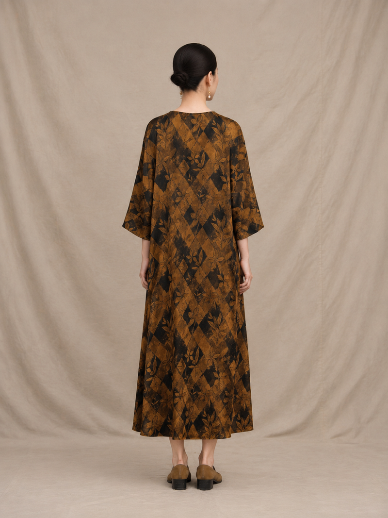 Diamond Lattice Silk Kaftan Dress in Amber & Ink