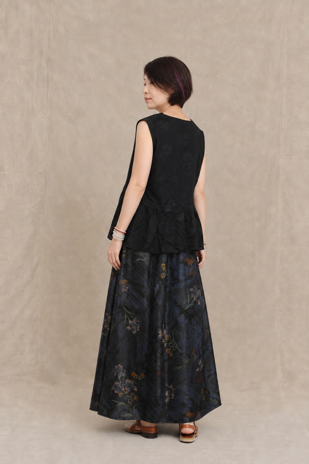 Pleated Xiangyun Silk Maxi Skirt in Charcoal Ink