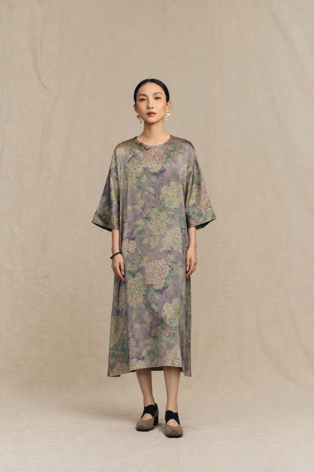 Muted Lavender Hydrangea Botanical Xiangyun Silk Dress