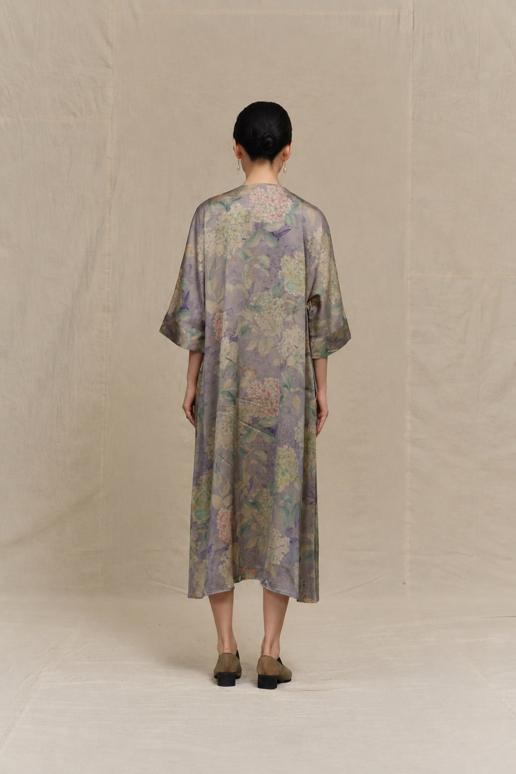 Muted Lavender Hydrangea Botanical Xiangyun Silk Dress